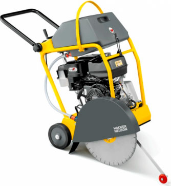 Резчик швов Wacker Neuson MFS-1350CE в прокат в Пензе. У нас лучшая цена за сутки! Возможность взять в аренду с выгодной скидкой до 40% при экспресс доставке 24/7. И помните, ночью стоимость еще дешевле на 30%! #арендапрокат #виброплита #выгодно