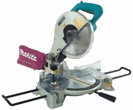 Торцовочная пила Makita LS1040 в прокат в Пензе. У нас лучшая цена за сутки! Возможность взять в аренду с выгодной скидкой до 40% при экспресс доставке 24/7. И помните, ночью стоимость еще дешевле на 30%! #арендапрокат #виброплита #выгодно